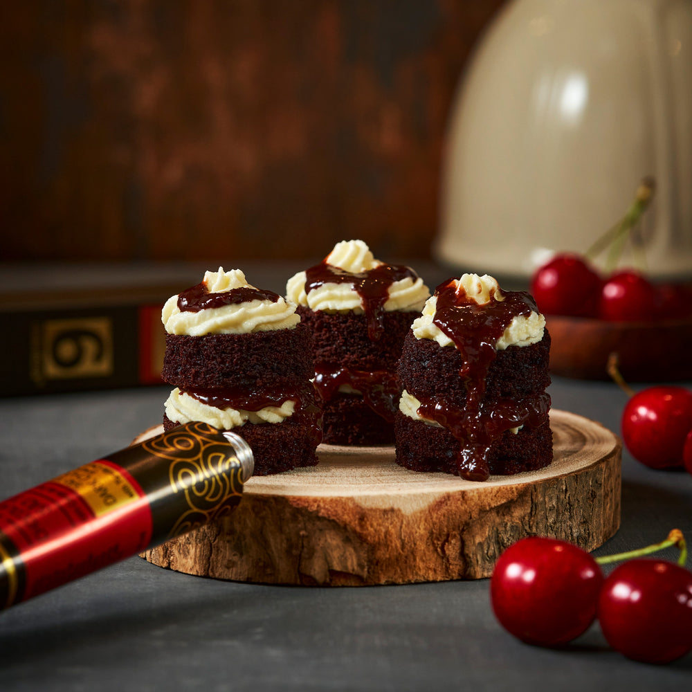 
                  
                    PACK 6 São Tomé Dark Chocolate Spreads with Fruits
                  
                