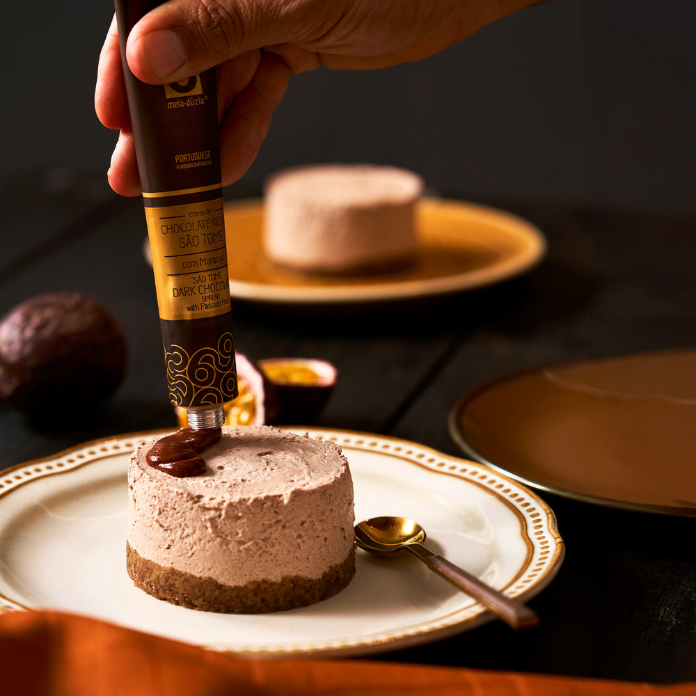 
                  
                    PACK 6 São Tomé Dark Chocolate Spreads with Fruits
                  
                