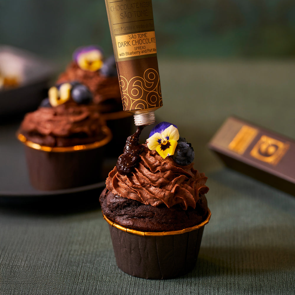 
                  
                    Christmas Hamper no.2 - Flavors of Portugal – Luxury
                  
                