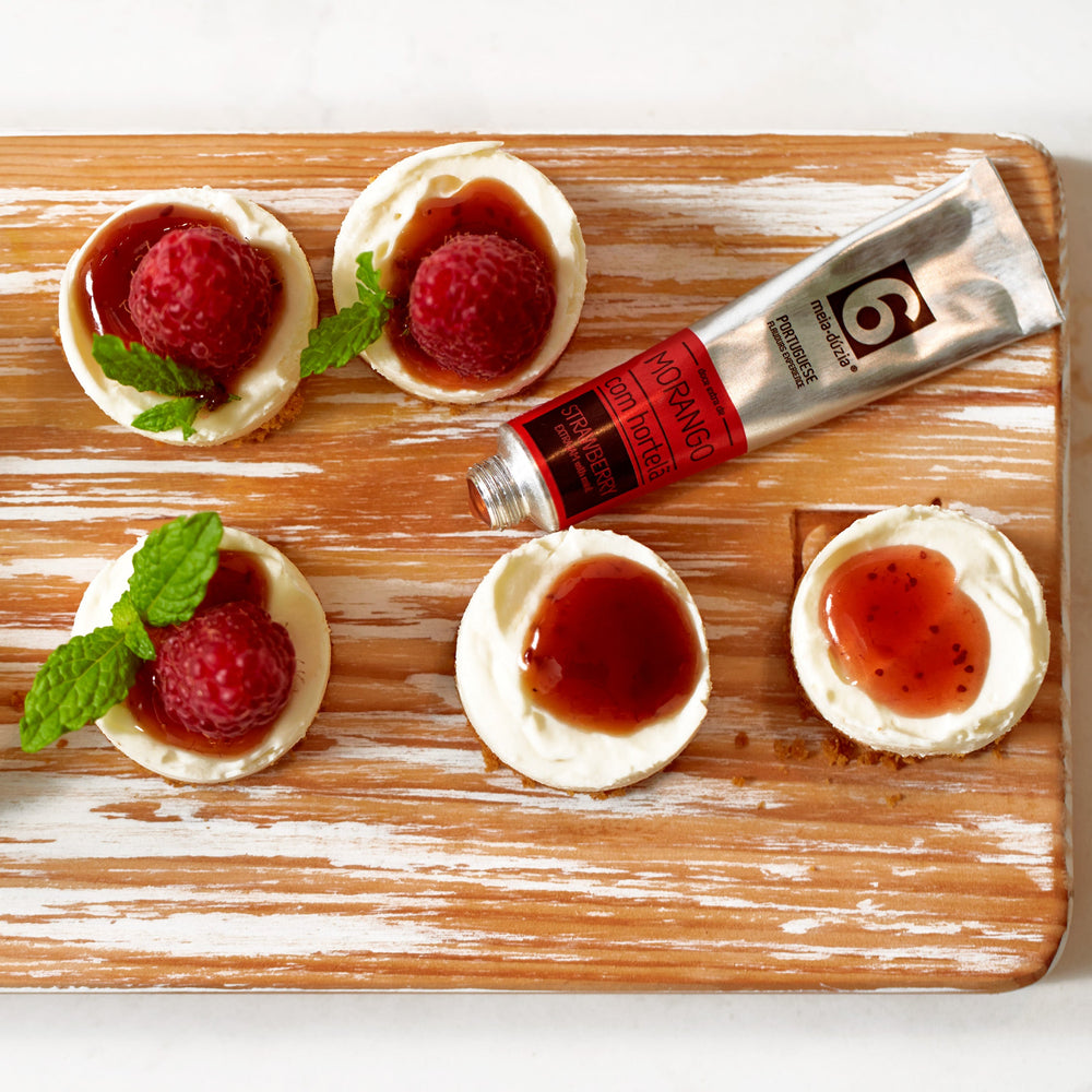 
                  
                    Experience Box: Travel Kit 6 Fruit Jams – Portuguese Tiles + Crackers
                  
                