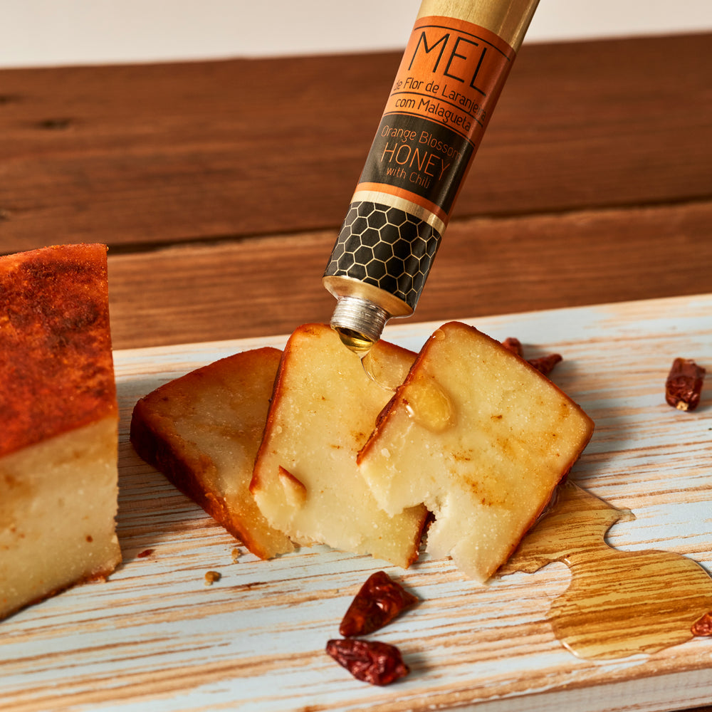 
                  
                    Christmas Hamper no.2 - Flavors of Portugal – Luxury
                  
                